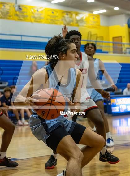 Thumbnail 2 in SA Johnson @ Manor (Pflugerville Holiday Classic) photogallery.