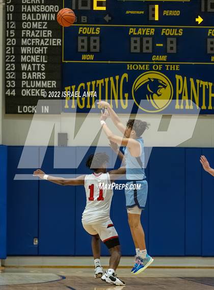 Thumbnail 2 in SA Johnson @ Manor (Pflugerville Holiday Classic) photogallery.