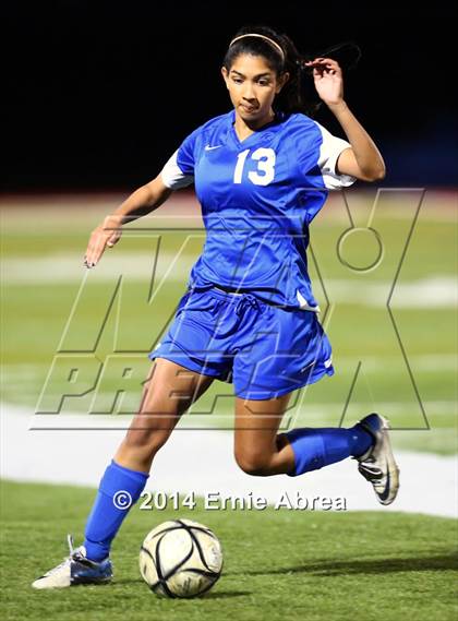 Thumbnail 2 in Sonoma Academy vs. St. Vincent de Paul (CIF NCS D3 Final) photogallery.