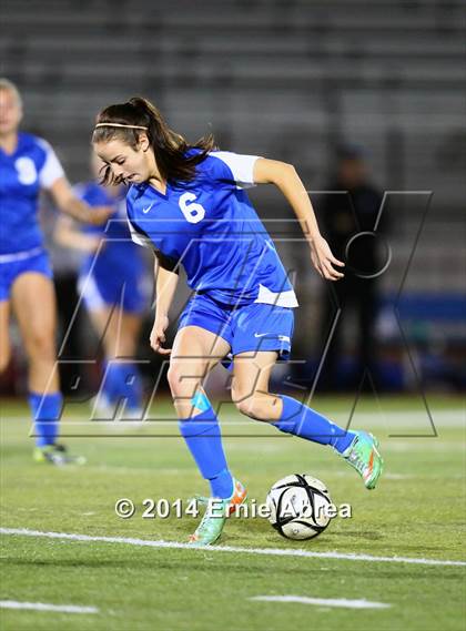 Thumbnail 3 in Sonoma Academy vs. St. Vincent de Paul (CIF NCS D3 Final) photogallery.