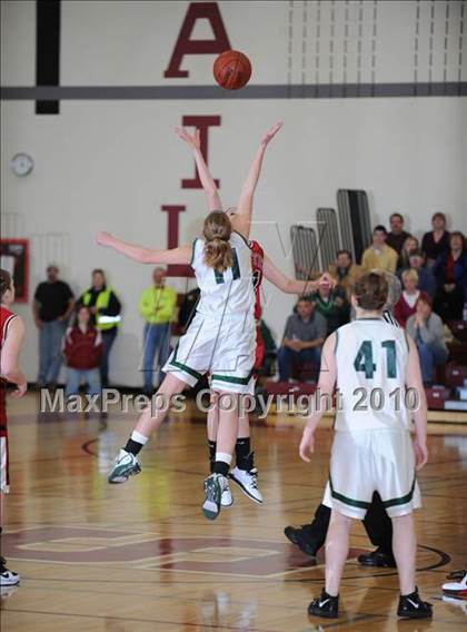 Thumbnail 3 in Northwood vs Prentice (WIAA D4 Sectional Final)  photogallery.