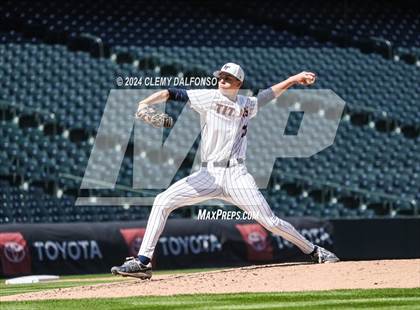 Thumbnail 1 in Monarch vs Legend (Coors Field) photogallery.