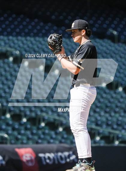 Thumbnail 2 in Monarch vs Legend (Coors Field) photogallery.