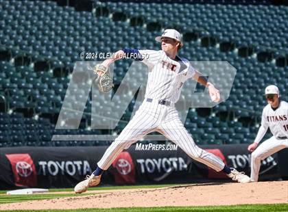 Thumbnail 1 in Monarch vs Legend (Coors Field) photogallery.