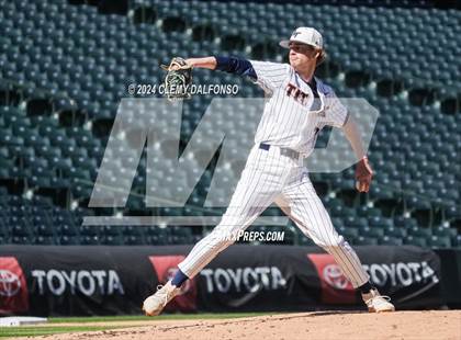 Thumbnail 1 in Monarch vs Legend (Coors Field) photogallery.