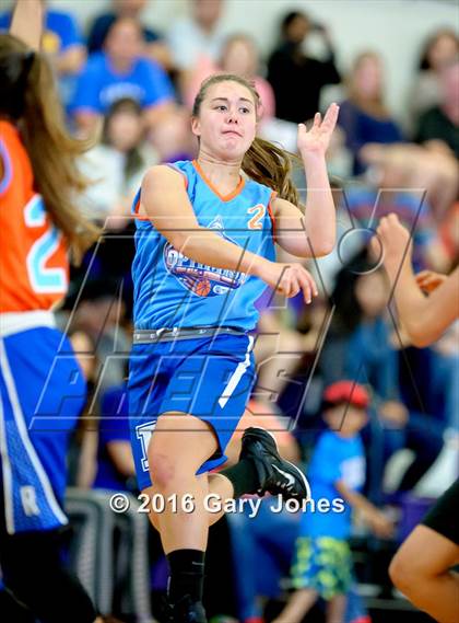 Thumbnail 2 in 2016 Sacramento Optimist All-Stars North vs South photogallery.