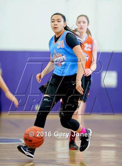 Thumbnail 3 in 2016 Sacramento Optimist All-Stars North vs South photogallery.