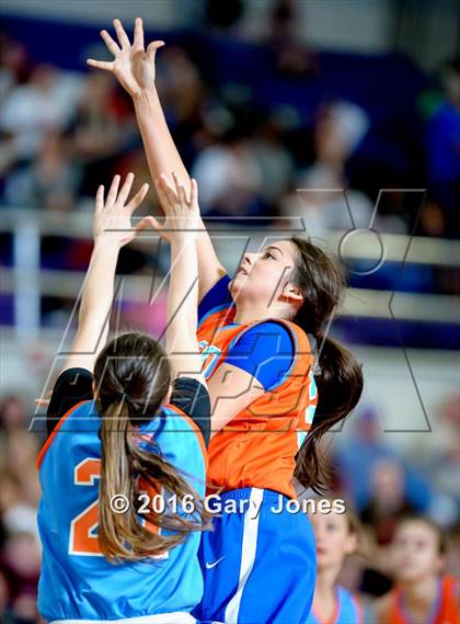 Thumbnail 1 in 2016 Sacramento Optimist All-Stars North vs South photogallery.