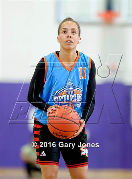 Thumbnail 3 in 2016 Sacramento Optimist All-Stars North vs South photogallery.