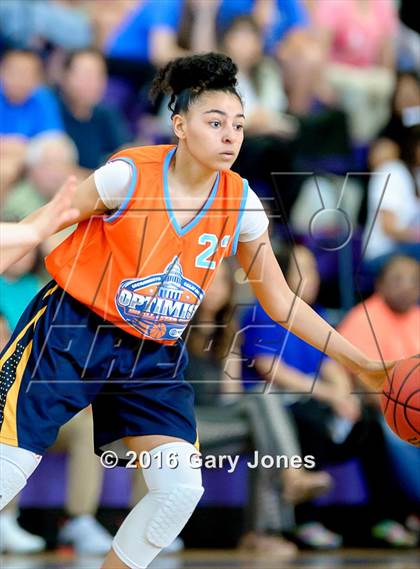 Thumbnail 1 in 2016 Sacramento Optimist All-Stars North vs South photogallery.