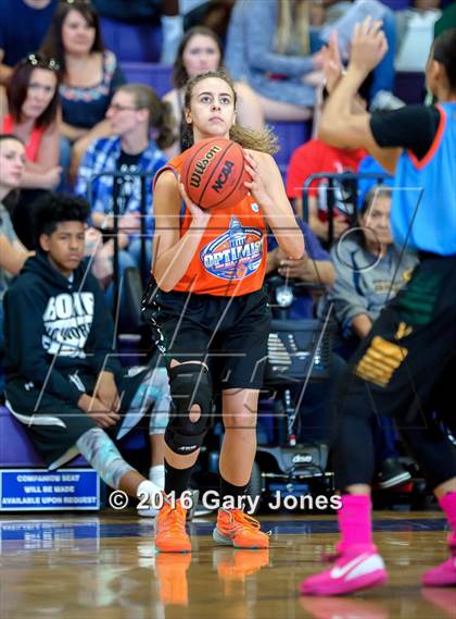 Thumbnail 3 in 2016 Sacramento Optimist All-Stars North vs South photogallery.