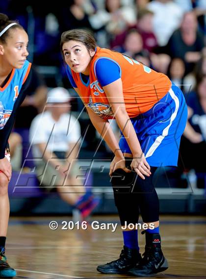 Thumbnail 3 in 2016 Sacramento Optimist All-Stars North vs South photogallery.
