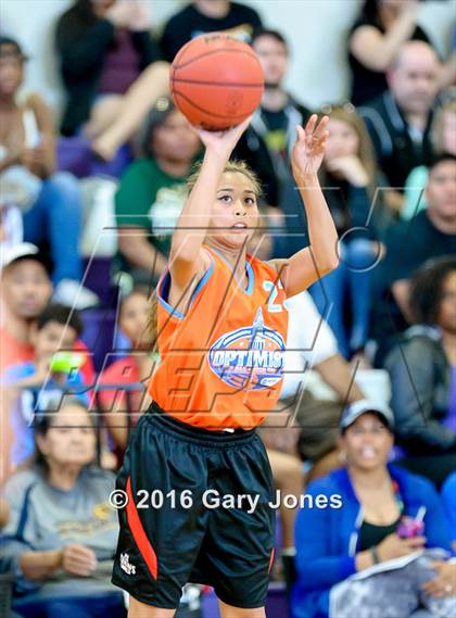 Thumbnail 3 in 2016 Sacramento Optimist All-Stars North vs South photogallery.