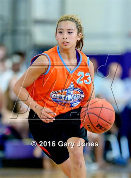 Thumbnail 1 in 2016 Sacramento Optimist All-Stars North vs South photogallery.