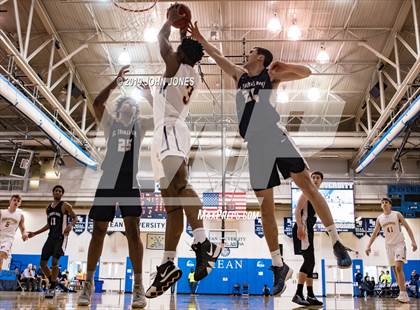 Thumbnail 1 in Perkiomen vs. St. Thomas More (Metro Classic) photogallery.