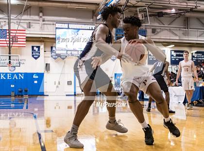 Thumbnail 1 in Perkiomen vs. St. Thomas More (Metro Classic) photogallery.