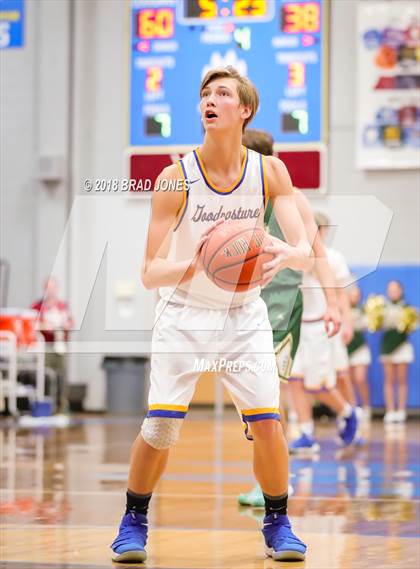 Thumbnail 3 in Friendship Christian vs Goodpasture Christian (TSSAA District 4-A Semifinal) photogallery.