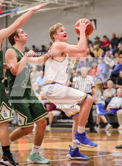 Thumbnail 3 in Friendship Christian vs Goodpasture Christian (TSSAA District 4-A Semifinal) photogallery.