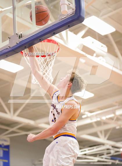 Thumbnail 3 in Friendship Christian vs Goodpasture Christian (TSSAA District 4-A Semifinal) photogallery.