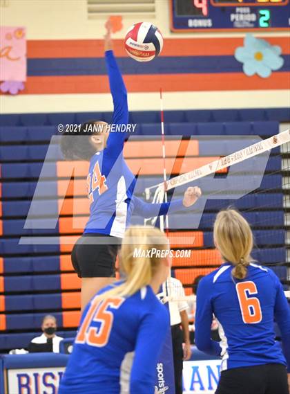 Thumbnail 3 in Foothill @ Bishop Gorman photogallery.