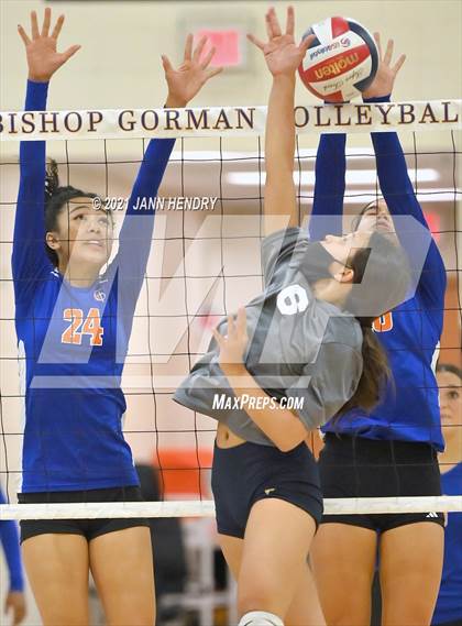 Thumbnail 3 in Foothill @ Bishop Gorman photogallery.