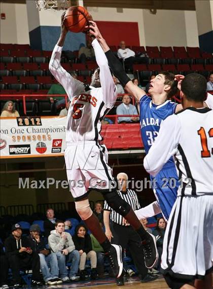Thumbnail 2 in Haldane vs. Tuckahoe (Class C Semifinal) photogallery.
