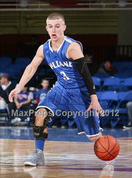 Thumbnail 3 in Haldane vs. Tuckahoe (Class C Semifinal) photogallery.