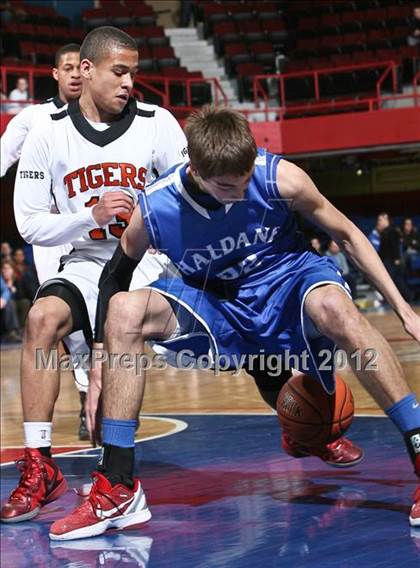 Thumbnail 2 in Haldane vs. Tuckahoe (Class C Semifinal) photogallery.