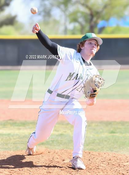 Thumbnail 2 in Manitou Springs vs. Baker (Coach Bob Invitational) photogallery.