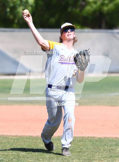 Thumbnail 3 in Manitou Springs vs. Baker (Coach Bob Invitational) photogallery.