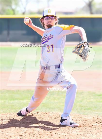 Thumbnail 2 in Manitou Springs vs. Baker (Coach Bob Invitational) photogallery.
