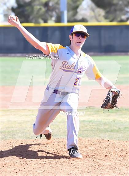 Thumbnail 1 in Manitou Springs vs. Baker (Coach Bob Invitational) photogallery.