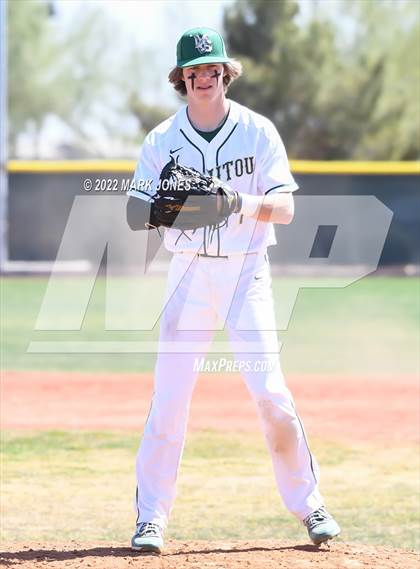 Thumbnail 2 in Manitou Springs vs. Baker (Coach Bob Invitational) photogallery.