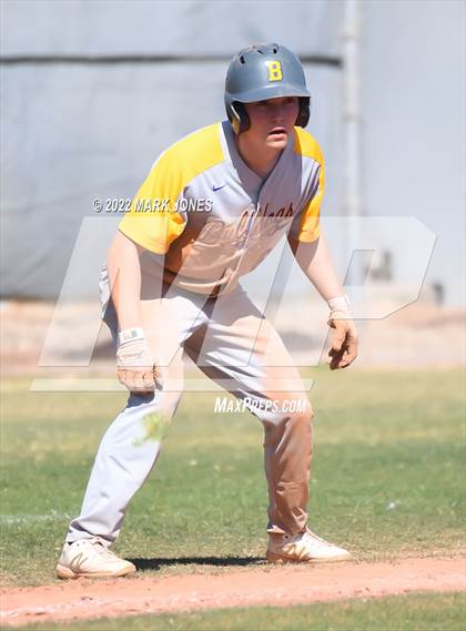 Thumbnail 2 in Manitou Springs vs. Baker (Coach Bob Invitational) photogallery.