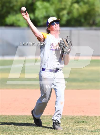 Thumbnail 3 in Manitou Springs vs. Baker (Coach Bob Invitational) photogallery.