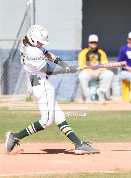 Thumbnail 3 in Manitou Springs vs. Baker (Coach Bob Invitational) photogallery.