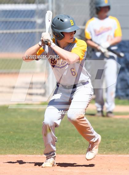Thumbnail 2 in Manitou Springs vs. Baker (Coach Bob Invitational) photogallery.