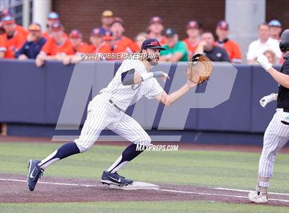 Thumbnail 3 in Southlake Carroll vs. Keller (UIL 6A Regional Finals Game 2) photogallery.