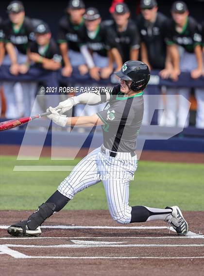 Thumbnail 3 in Southlake Carroll vs. Keller (UIL 6A Regional Finals Game 2) photogallery.