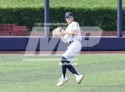 Thumbnail 2 in Southlake Carroll vs. Keller (UIL 6A Regional Finals Game 2) photogallery.