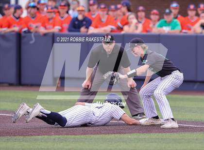 Thumbnail 2 in Southlake Carroll vs. Keller (UIL 6A Regional Finals Game 2) photogallery.