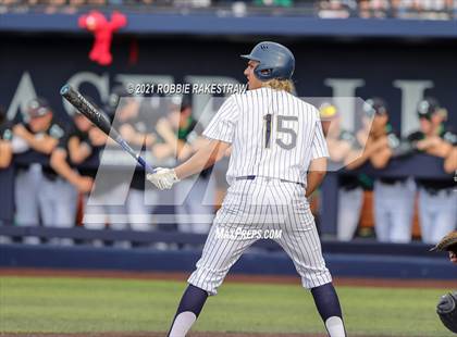 Thumbnail 1 in Southlake Carroll vs. Keller (UIL 6A Regional Finals Game 2) photogallery.