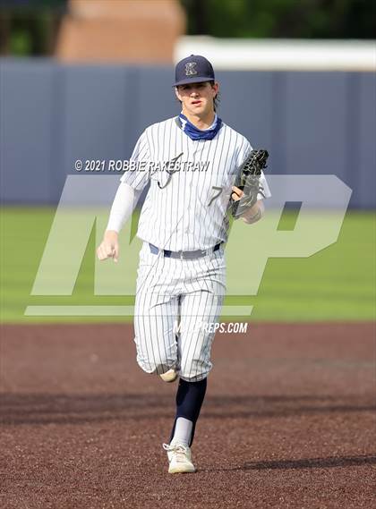 Thumbnail 3 in Southlake Carroll vs. Keller (UIL 6A Regional Finals Game 2) photogallery.