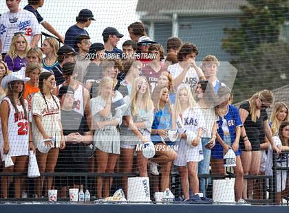 Thumbnail 2 in Southlake Carroll vs. Keller (UIL 6A Regional Finals Game 2) photogallery.