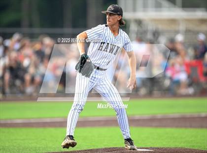 Thumbnail 3 in Pleasant Grove vs. Lindale (UIL 4A D1 Region Finals) photogallery.