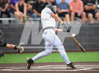 Thumbnail 3 in Pleasant Grove vs. Lindale (UIL 4A D1 Region Finals) photogallery.