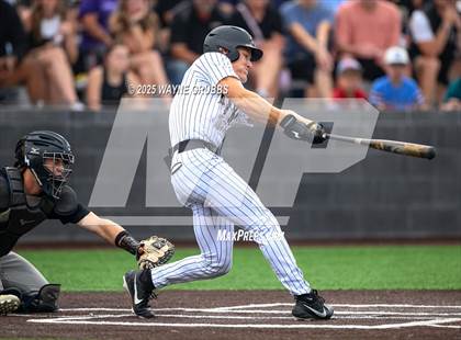 Thumbnail 2 in Pleasant Grove vs. Lindale (UIL 4A D1 Region Finals) photogallery.