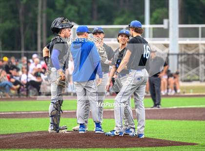 Thumbnail 3 in Pleasant Grove vs. Lindale (UIL 4A D1 Region Finals) photogallery.