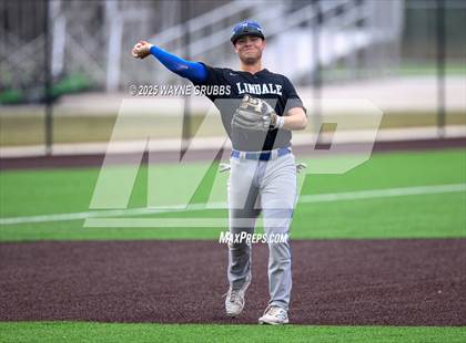Thumbnail 3 in Pleasant Grove vs. Lindale (UIL 4A D1 Region Finals) photogallery.