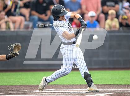 Thumbnail 3 in Pleasant Grove vs. Lindale (UIL 4A D1 Region Finals) photogallery.